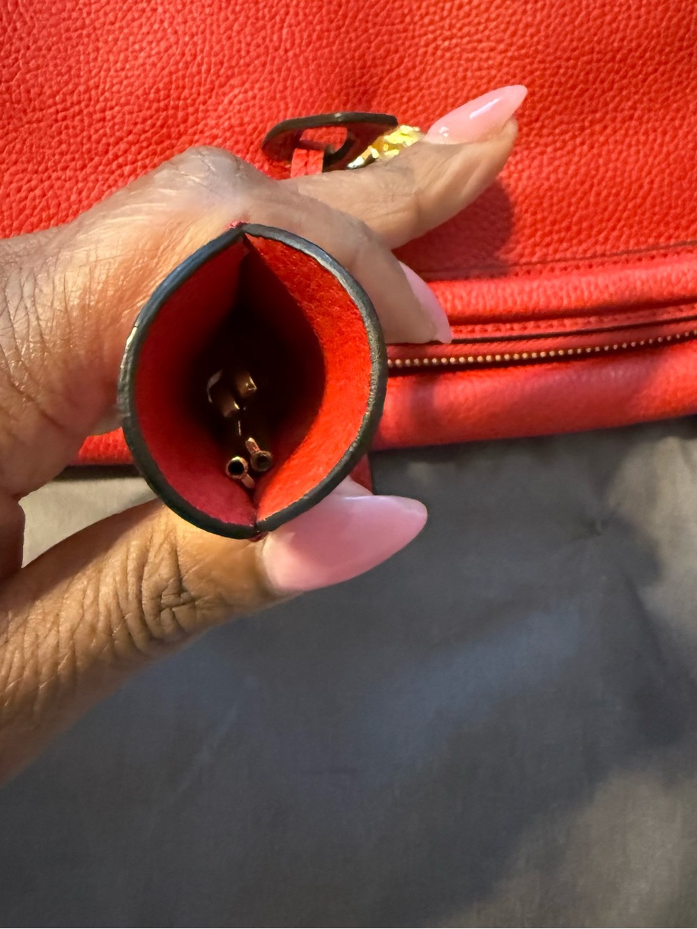 Authentic Alexander McQueen Skull Padlock Clutch - Picture 10 of 11
